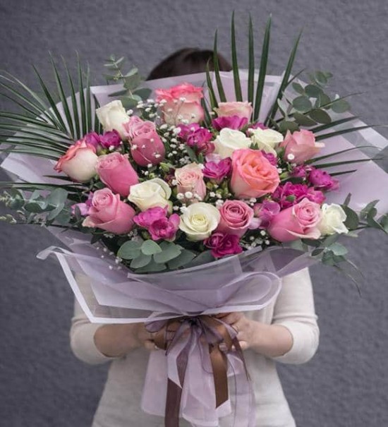 Pembe Beyaz Gül ve Cipso Karışık Premium Buket