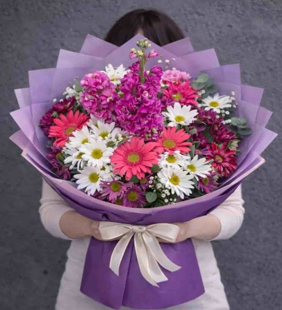 Pembe Gerbera ve Papatya Karışık Buket