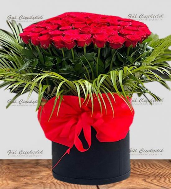 50 Adet Kırmızı Gül Aranjmanı