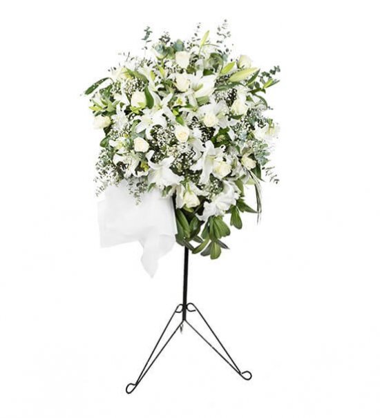 Beyaz Kelebekler Ferforje Çiçek Aranjmanı