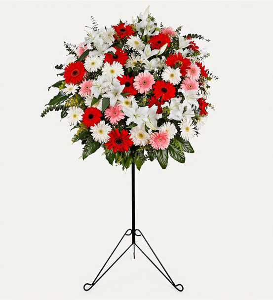 Renkli Gerbera ve Lilyumlardan Hazırlanmış Ferforje Aranjmanı