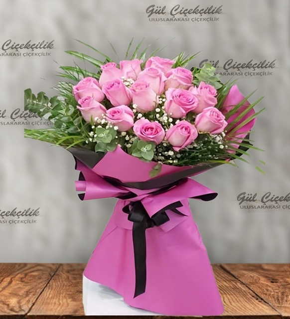 PEMBE GÜL BUKETİ II